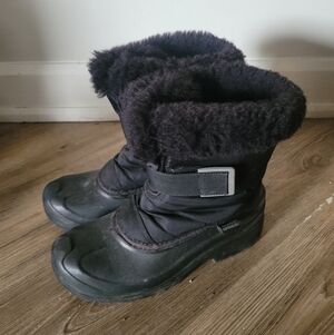 Ladies Waterproof Black Insulated Winter Snow Boots Size 8